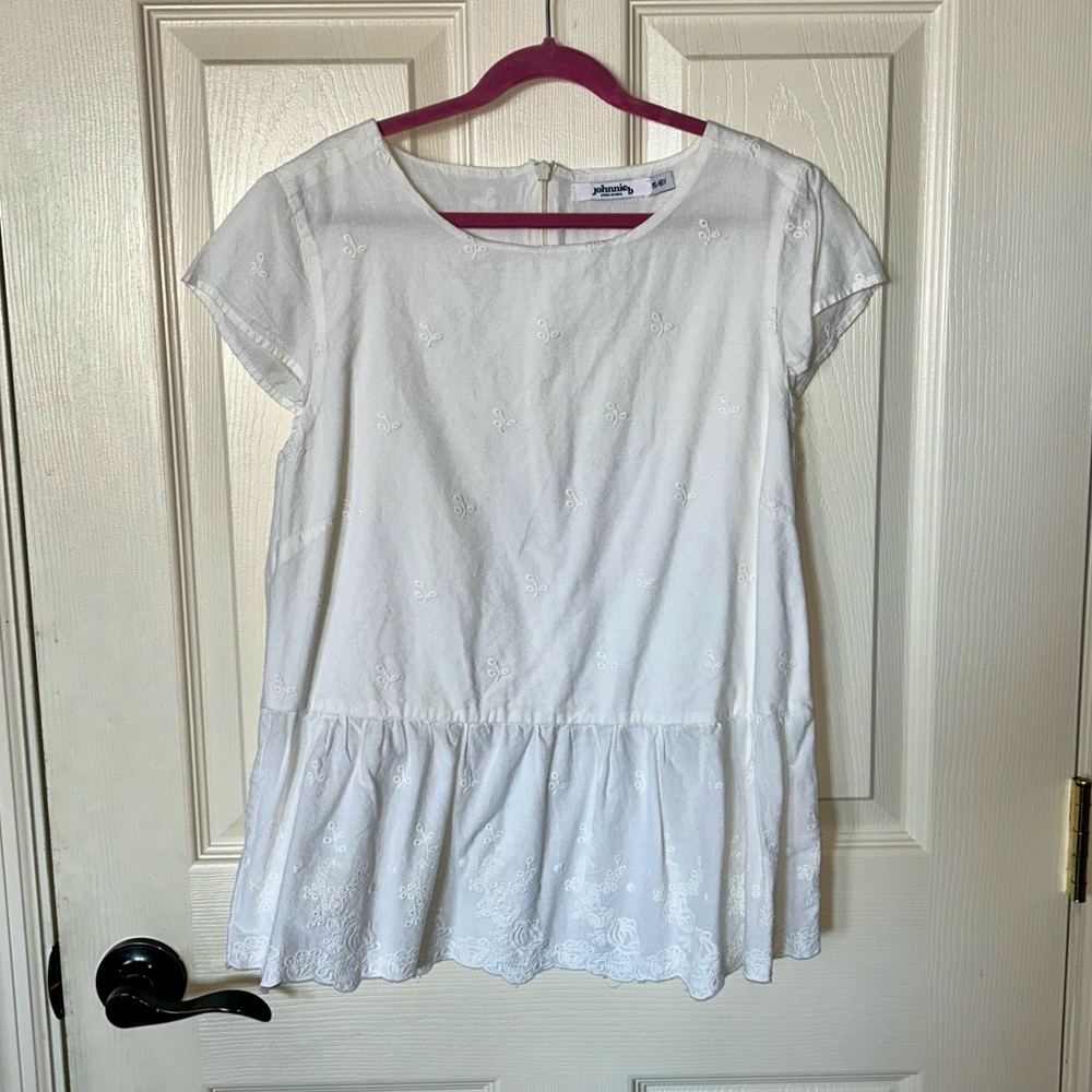 Boden Johnnie b Cream Eyelet Top ☀️